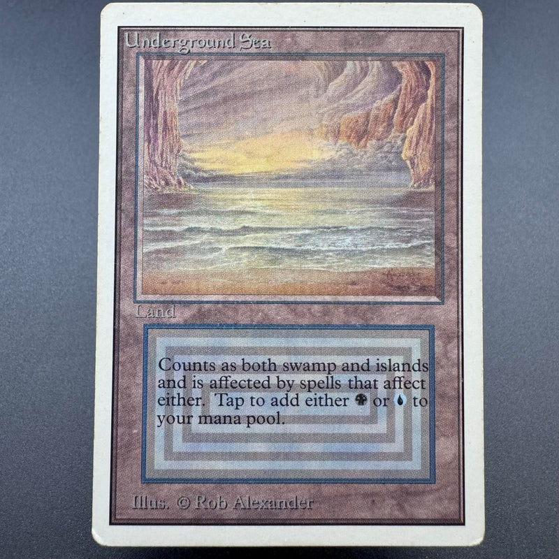 MTG Underground Sea Unlimited Edition Damaged